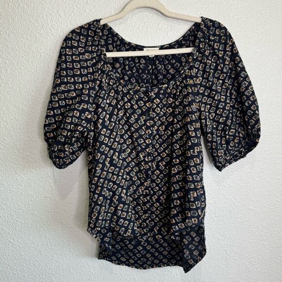 Anthropologie Pilcro Boho Printed Button Front Rounded Hem Blouse Top Medium - Picture 9 of 9